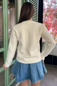 Krem Kabartama Desen Sakallı Kadın Triko Hırka - 4