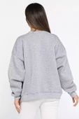 Gri Bisiklet Yaka Oversize Kadın Sweatshirt - 3