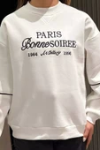Beyaz Kadın Üç İplik Şardonlu Nakışlı Sweatshirt - 3