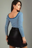 Saksmavisi Kadın Kare Yaka Çizgili Kaşkorse Crop Body Bluz - 6