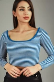 Saksmavisi Kadın Kare Yaka Çizgili Kaşkorse Crop Body Bluz - 5