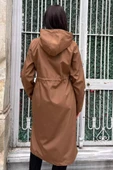 Camel Kadın Kapüşonlu Bel Lastikli Uzun Trençkot - 8