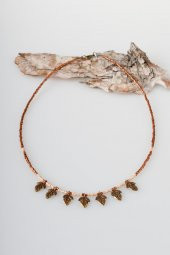 El Yapımı Kum Boncuklu Dore Renkli Yaprak Detaylı Etnik Kolye thumbnail 3