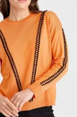 Birit Detaylı Bluz thumbnail 4