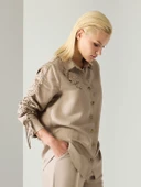 KETEN KUMAŞ KOLU BÜZGÜ DETAYLI GÖMLEK - 2