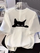 Kadınlar için Şık Siyah Kedi Grafik Tişört - Oversize Kısa Kollu Üst, Nefes Alabilir Polyester Karışımı, Makinede Yıkana thumbnail 1