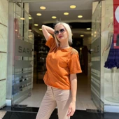 ÇİÇEK NAKIŞLI TİŞÖRT thumbnail 3