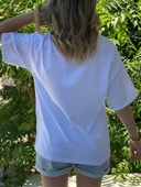 Kadın Beyaz Renkli Avokado Baskılı Oversize Tişört – Yazlık Rahat Kesim, %100 Pamuk thumbnail 3