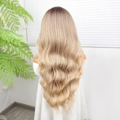 Rus Kumralı Platin ve Balköpüğü Ombreli Işıltılı Dalgalı Tül Peruk thumbnail 5