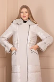 KREM POFUDUK VE KAŞE KALIN FERMUARLI BELDEN VE BİLEKTEN LASTİKLİ YAKALI UZUN MANTO thumbnail 2