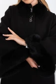 SİYAH KAŞE KÜRK YAKA VE KÜRK KOLLU KABAN thumbnail 7