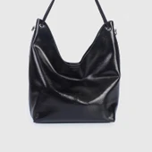 Jacquline Siyah Ebave Parlak Deri Yavru Çantalı Kadın El Çantası thumbnail 1