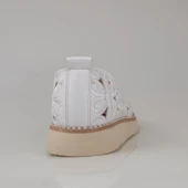 Trend Adımlar Beyaz Hasır Burunlu Kadın Delikli Yazlık Babet thumbnail 4