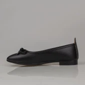 Trend Adımlar Siyah Mat Fiyonk Bağlama Düz Babet thumbnail 3