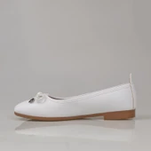 Trend Adımlar Beyaz Fiyonk Bağlama Düz Babet thumbnail 3