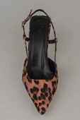 Trend Adımlar Taba Arkası Açık Leopar Desenli Kadın Klasik Ayakkabı thumbnail 5