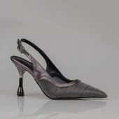 Trend Adımlar Platin Kadın Şeffaf Simli Klasik Topuklu Ayakkabı thumbnail 2