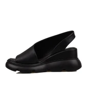 Trend Adımlar Siyah Kalın Taban Ultra Hafif Yan Kapalı Kadın Sandalet thumbnail 3