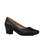 Trend Adımlar Siyah Taş İşlemeli Kadın Klasik Ayakkabı thumbnail 1