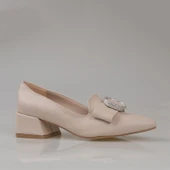 Trend Adımlar Krem Fiyonk Detaylı Kadın Klasik Ayakkabı thumbnail 2