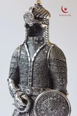 Fetih Zırh Ayetel Kürsi Biblo 11x21 Cm (KÜÇÜK BOY) – Gümüş Renk Metal Dekoratif Aksesuar - 4
