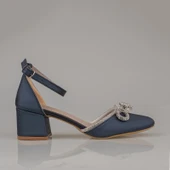 Trend Adımlar Mavi Taşlı Fiyonk Detaylı Kadın Saten Klasik Ayakkabı thumbnail 2