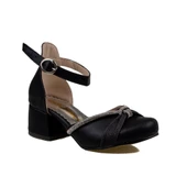 Trend Adımlar Siyah Burnu Kapalı Taş İşleme Kız Çocuk Klasik Ayakkabı thumbnail 1