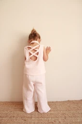 Fularlı Pembe Çizgili Çapraz Şerit Detaylı Müslin Takım thumbnail 2