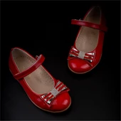 Trend Adımlar Kırmızı Bebe Kız Çocuk Cırtlı Parlak Babet thumbnail 5