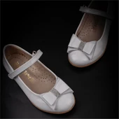 Trend Adımlar Beyaz Bebe Kız Çocuk Bilek Cırtlı Babet thumbnail 5