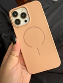 Galaxy S23 FE MagSafe Mat Silikon Kılıf Şeftali thumbnail 1