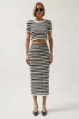 Çizgili Midi Dokulu Etek thumbnail 2