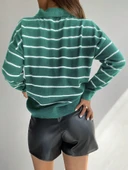 Kadın Uzun Kollu V Yaka çizgili Triko Bluz thumbnail 5