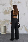 220 Gr Ni̇kol Yüksek Bel Arka Apolet Kemer Detayli Palazzo Pantolon thumbnail 3