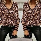 Kadın Uzun Kollu V Yaka Kenarları Güpür Detay şardonlu Dalgıç Bluz thumbnail 3