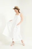 Beyaz Askılı Cepli Elbise thumbnail 3
