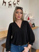 Kadın Uzun Kollu V Yakalı Sandy Bluz thumbnail 4