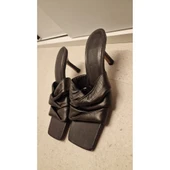 Mossimo Dutti Silindir Üst Parçalı Deri Topuklu Sandalet thumbnail 2