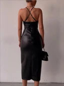 Siyah Sırt Dekolteli Deri Elbise thumbnail 3
