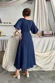 V YAKA BEL BONCUK BAĞLAMALI MÜSLİN ELBİSE YIRTMAÇ DETAYLI - Lacivert thumbnail 4