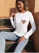 Kadın Uzun Kollu Bisiklet Yaka Kalp Desenli Bluz thumbnail 3