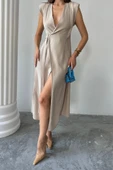 KRUVAZE VATKALI KOLSUZ ELBİSE MODAL KUMAŞ - Bej thumbnail 3