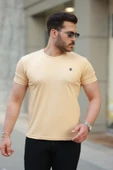 Erkek Bisiklet Yaka Arma Detaylı Basic Kısa Kollu Tişört thumbnail 1