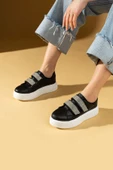 Pembe Potin Çift Bant Taş Detaylı Kalın Taban Kadın Sneaker 001-8282-24 - 1