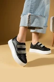 Pembe Potin Çift Bant Taş Detaylı Kalın Taban Kadın Sneaker 001-8282-24 - 2