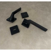 Rivax Anka Mat Siyah Zamak Kare Rozetli Oda Kapı Kolu 1 Takım thumbnail 1