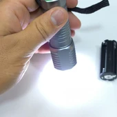 OR-8818 Mini LED El Feneri - Alüminyum Alaşım - Deprem Feneri - 3x AAA Kuru Pil Uyumlu (Piller Dahil Değildir) - 3