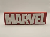 Marvel Logo Standı Masaüstü Süs Film Temalı Dekoratif Figür Oyuncu Hediyesi Raf Aksesuarı - 1