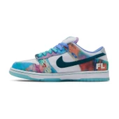 Futura Laboratories x Dunk Low SB Bleached Aqua thumbnail 2