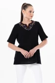 Kısa Kol Şile Bezi Gökkuşağı Nakış Detaylı Yazlık Bluz Siyah Syh M Siyah thumbnail 1
